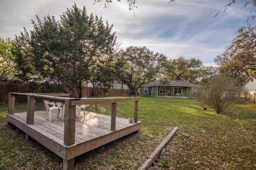 Duke'S Horseshoe House image 14