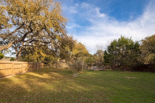 Duke'S Horseshoe House image 8